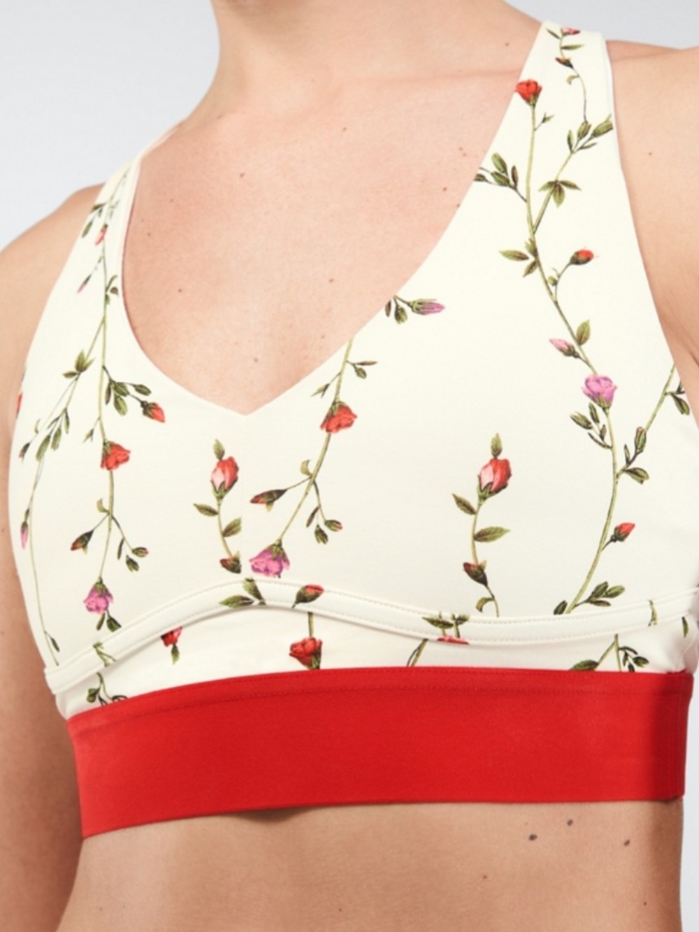 Fabletics All Day Every Day Low Impact Bra Red flowers white Birchwood Small S